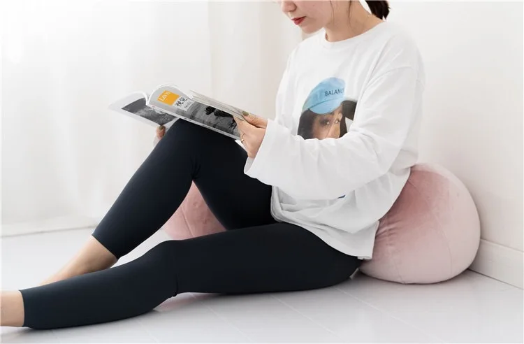 Fresh Fashion Velvet Round Ball Pillow Home Bay Window Sofa Pillow Photography Props Cushion