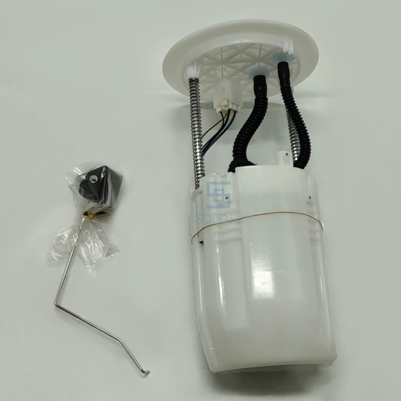 Fuel Pump Assembly plug connector 77020-0K080 Fits For Hilux Vigo 04-15