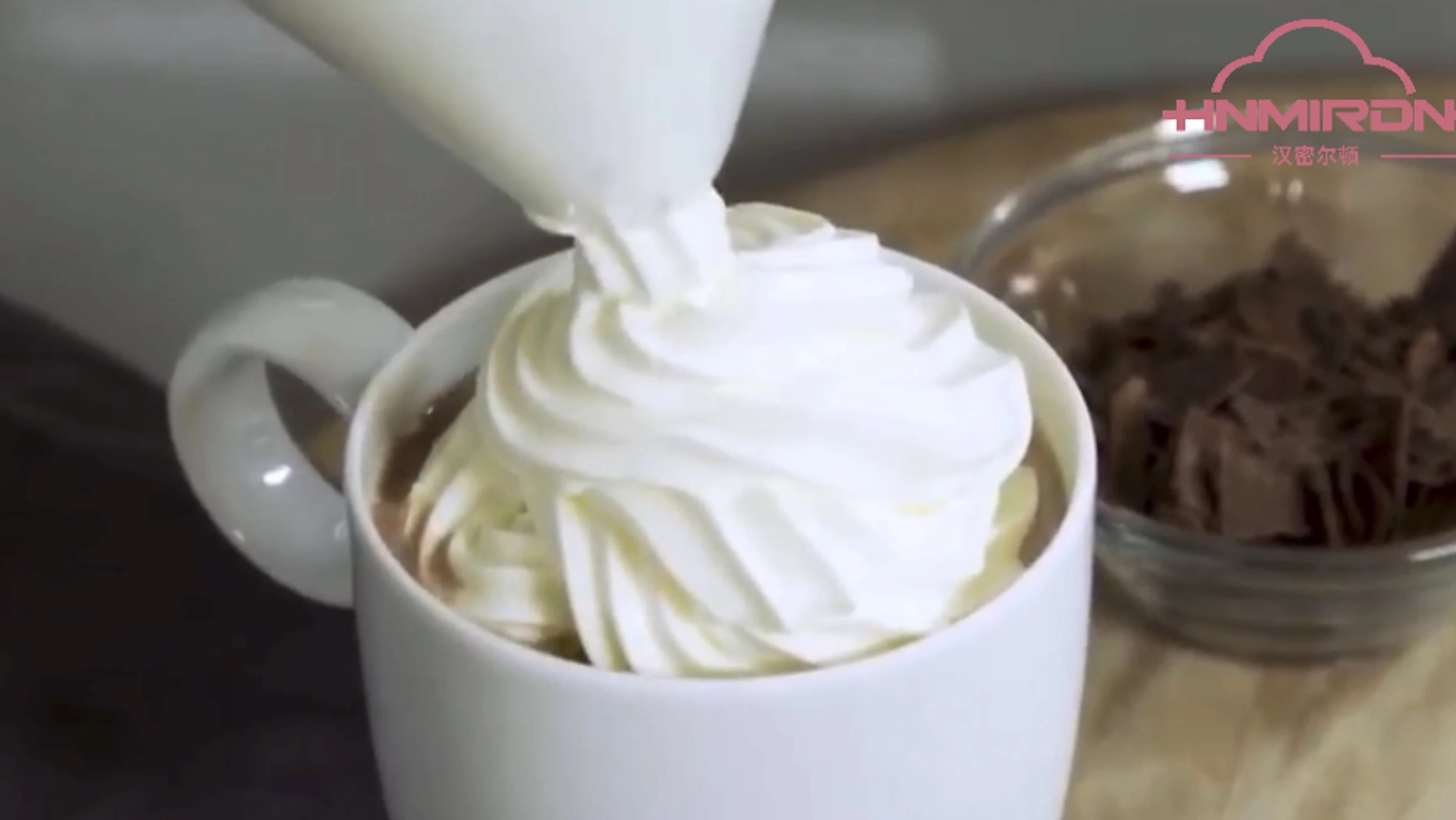 whipped home use cream gun