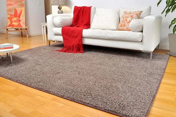 Spray Adhesive with Spray Gun Use to Sponge, Mattress, Foam. Decoration Golden Color/Spraying/Fast Dry