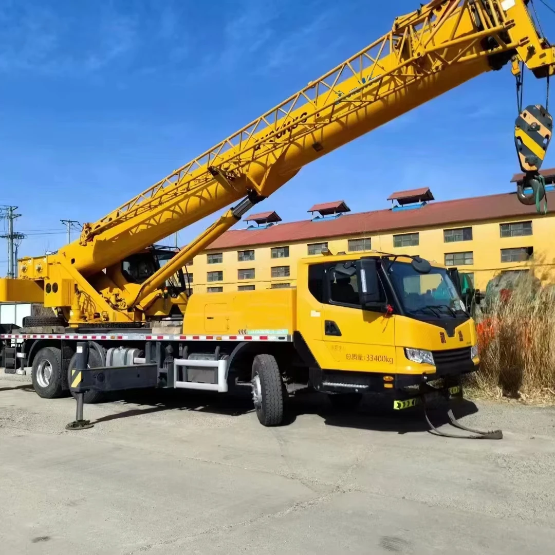 2021YEARS 25T  QY25K5-I used truck cranes price cheap truck crane for sale Original Used Like New