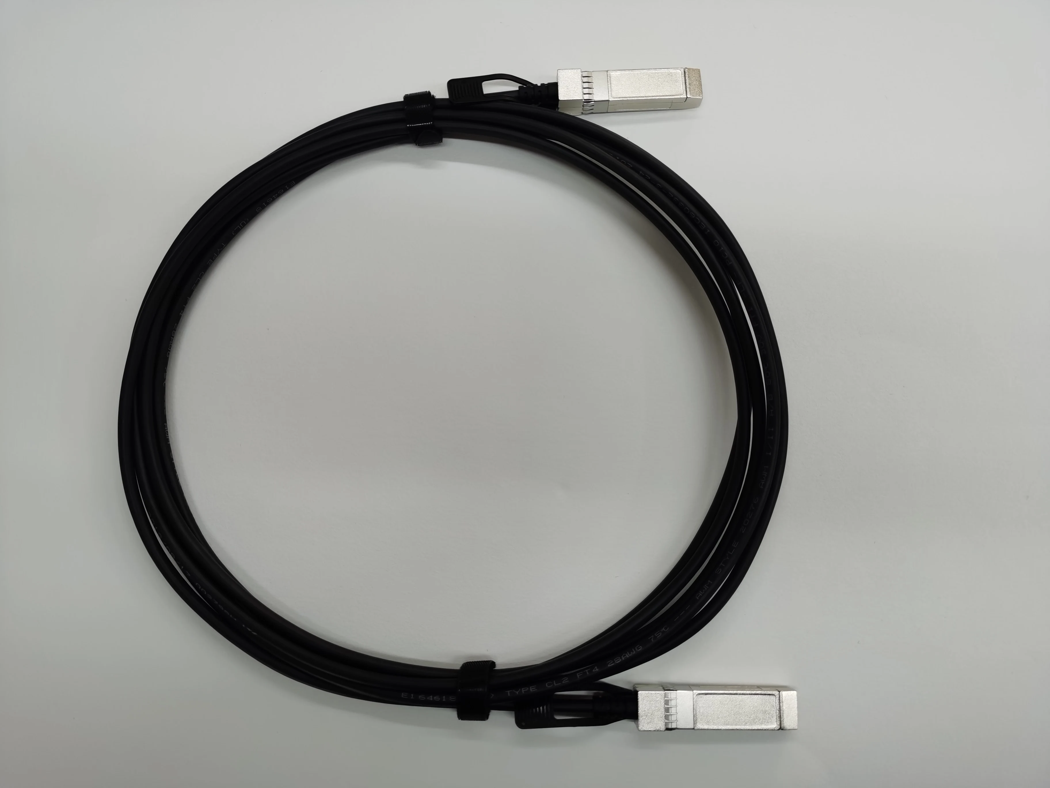 Factory Price10GB Passive optical cable 5m SFP+ to SFP+  24AWG fiber optical cable PV fiber optical DACcablefiberOptic Equipment