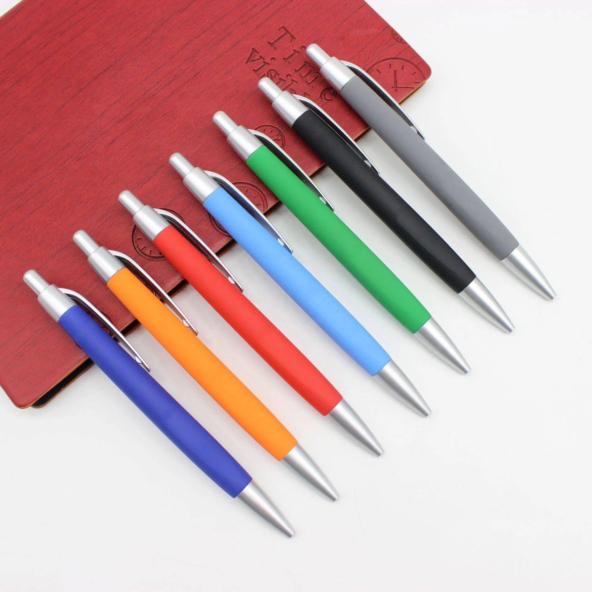 Hot stationery comfortable colorful oil based click type plastic ballpoint pen with custom logo for hotel advertising promotion