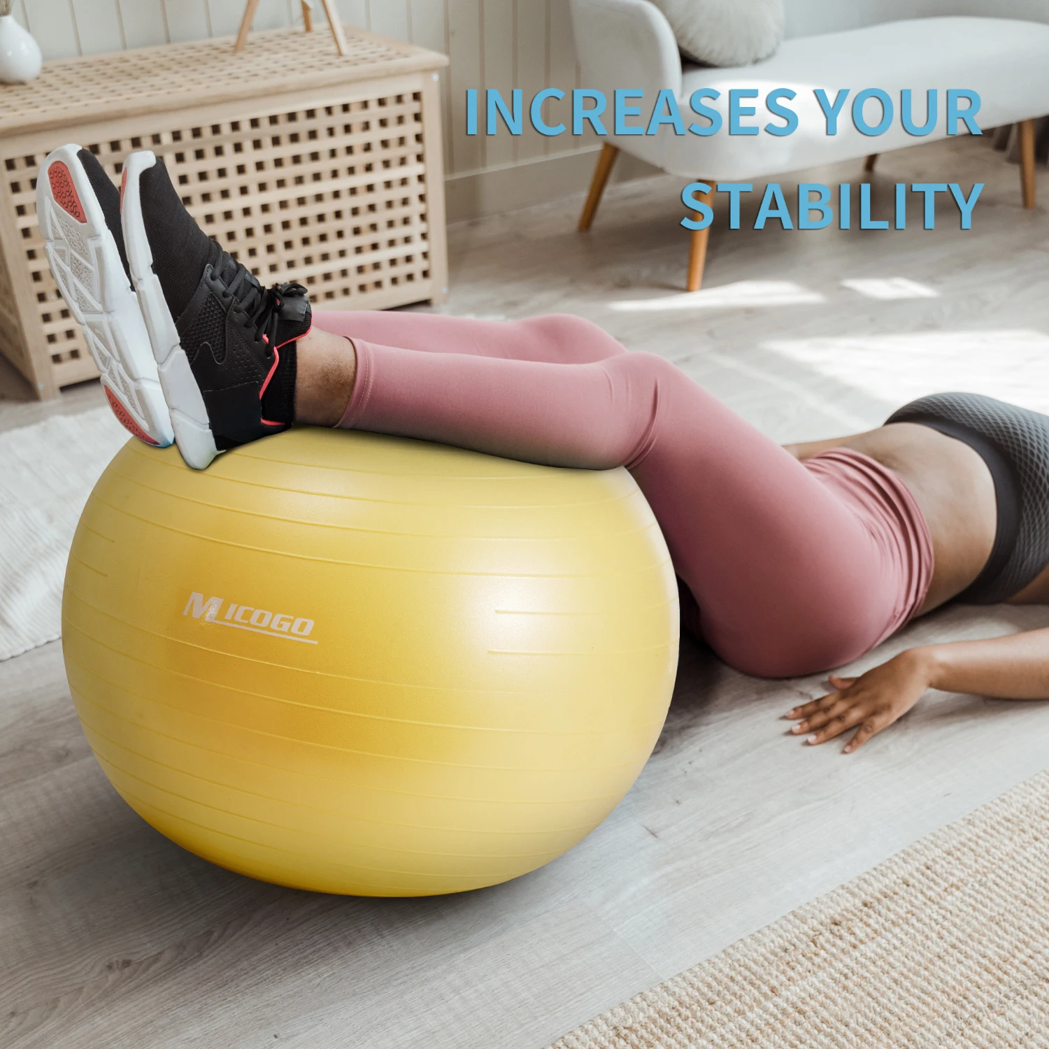 Custom Black Pvc High Quality Exercise Pilates Yoga Ball  Workout Fitness Small Yoga Ball Fitness Training Mini Yoga
