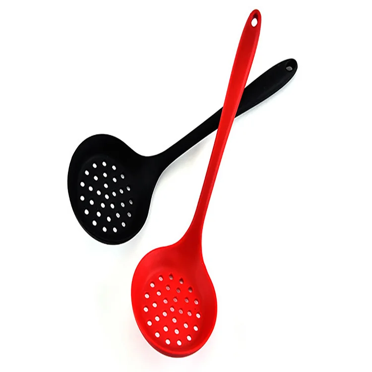 Sanwei Hot Selling Long-Handled Food-Grade Dishwasher Safe Kitchen Pasta Food Strainer Silicone Colander Cooking Spoon