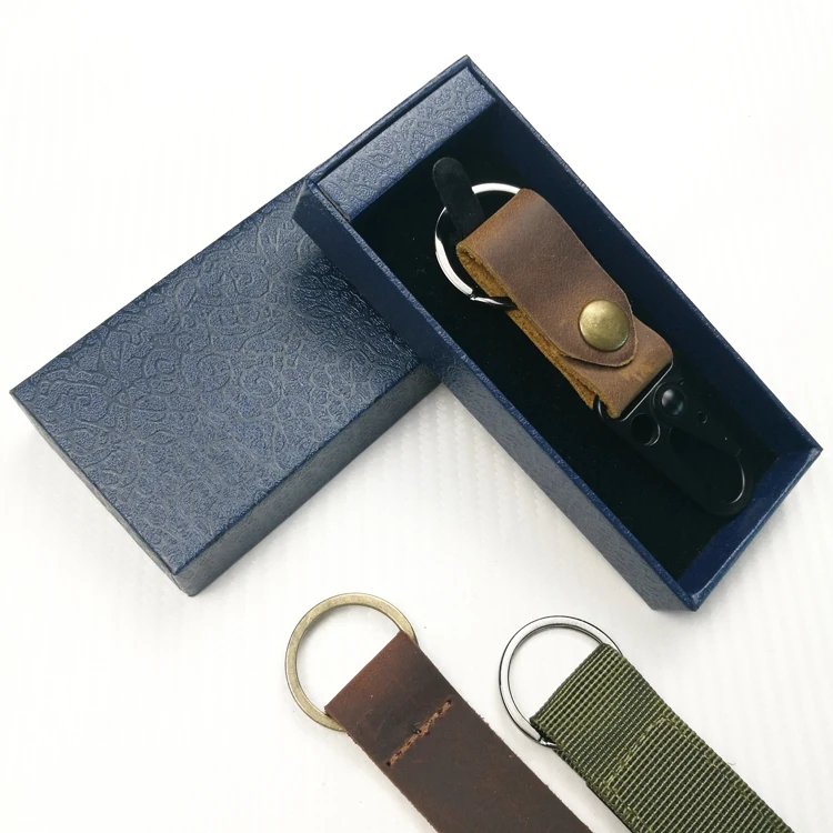 Genuine Leather Car Keychain For Toyota Jeep Handmade Premium Metal Key Ring Accessories With Logo Present for Man and Woman