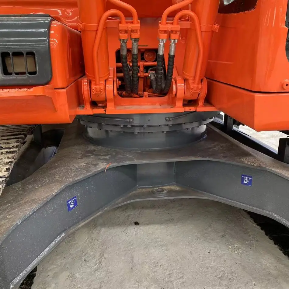 used digger Doushan 225 used excavator sell Old excavator