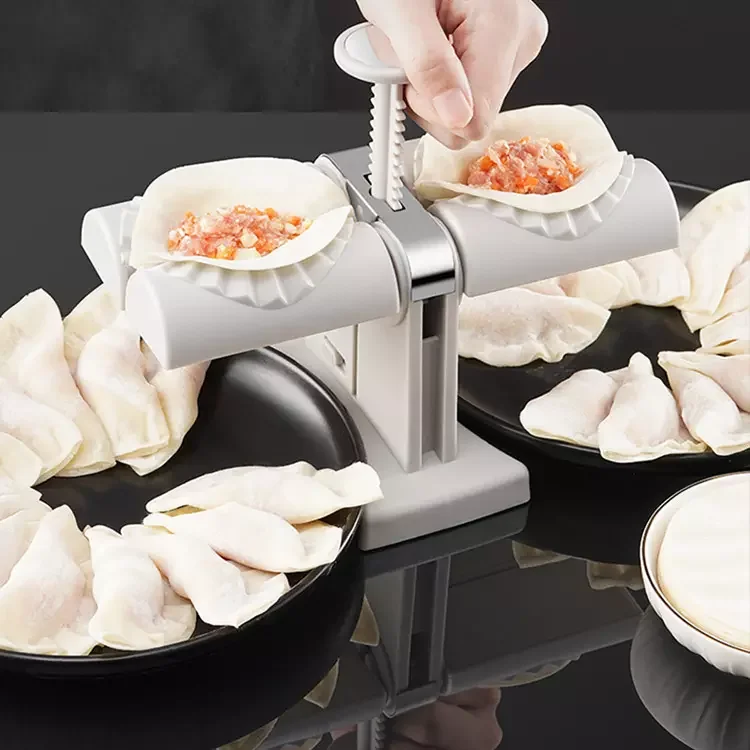 Manual dumpling maker small household dumpling mold