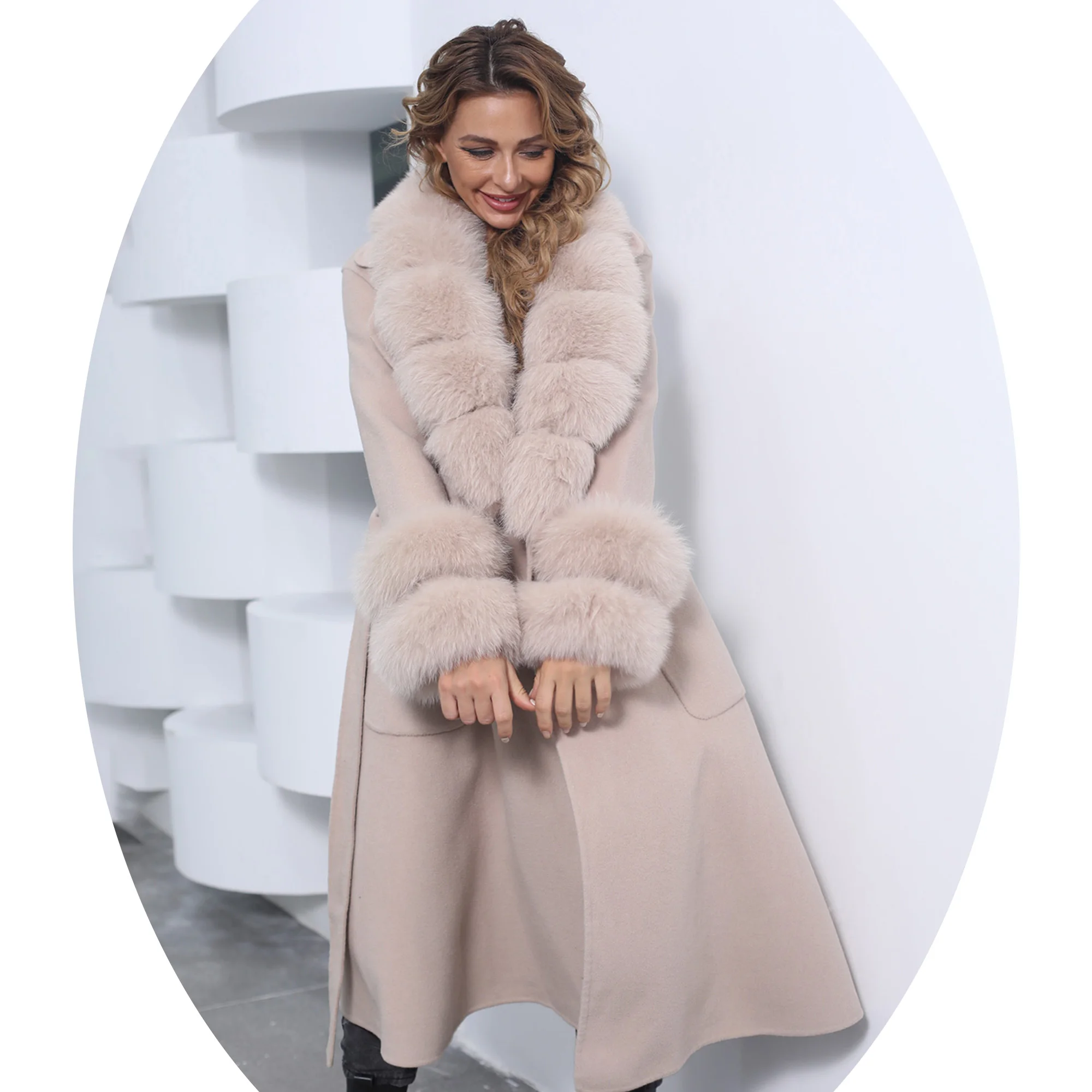 Factory sale No MOQ trendy long luxury fox fur collar white cashmere wool coat for women