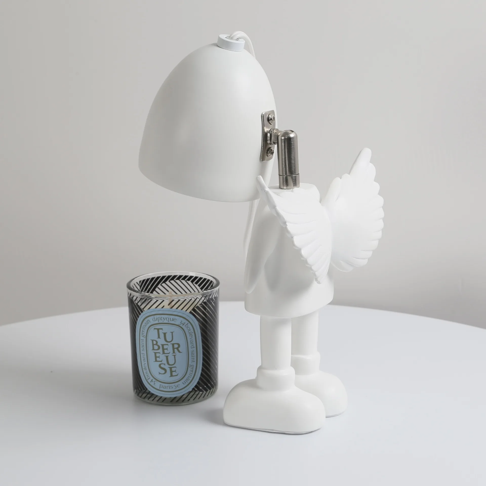 Luxury bedroom angel robot adjustable brightness and time electric candle warmer lamp