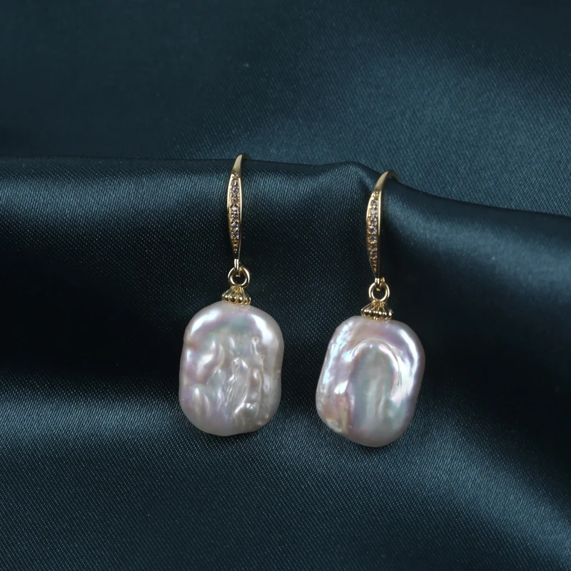 Wholesale Handmade Natural Freshwater Coin Pearl Earring For Ladies