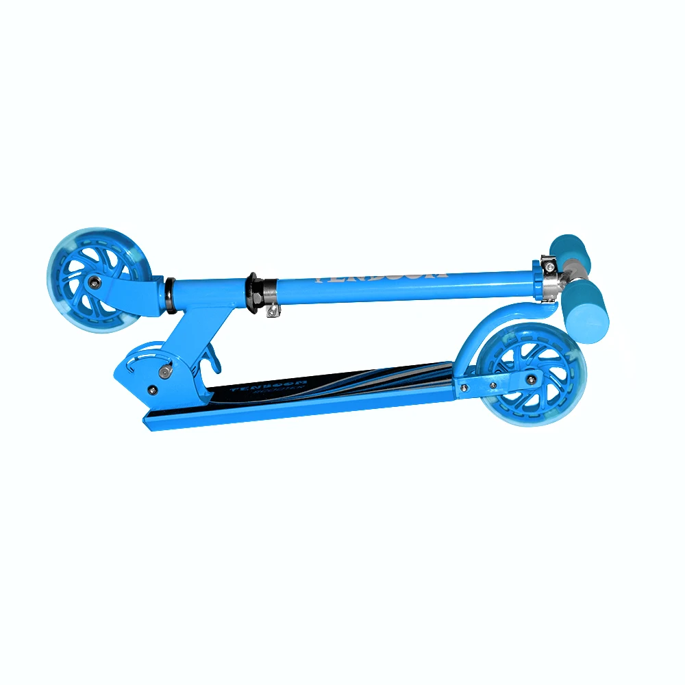 Scooters Foldable Portable Adjustable Height Kick Scooter with 2 LED Light Up PU Flashing Wheels