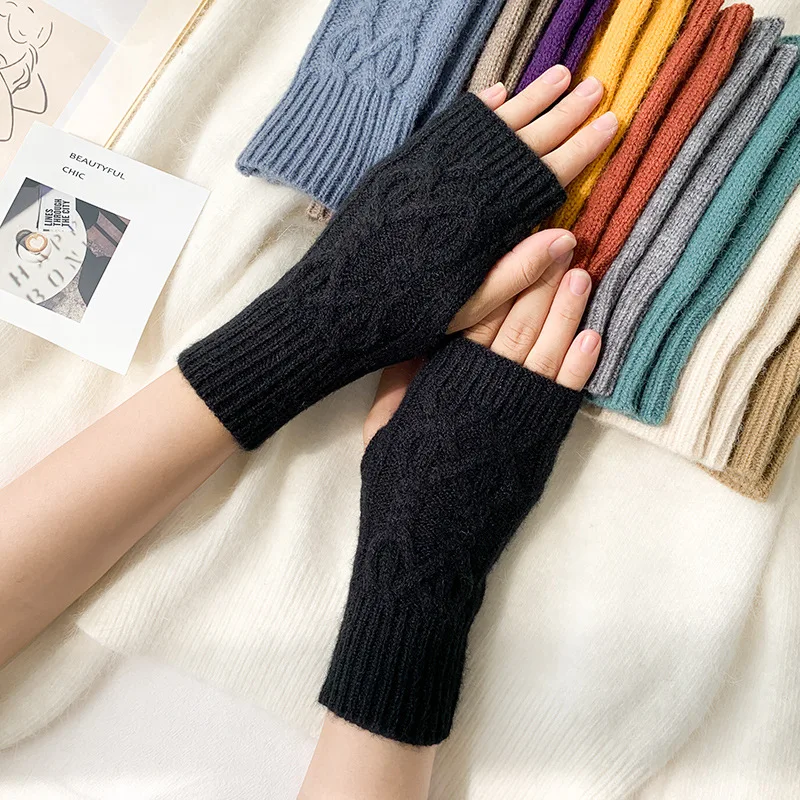 Winter dew finger half-finger gloves for students and male and female lovers wool mittens