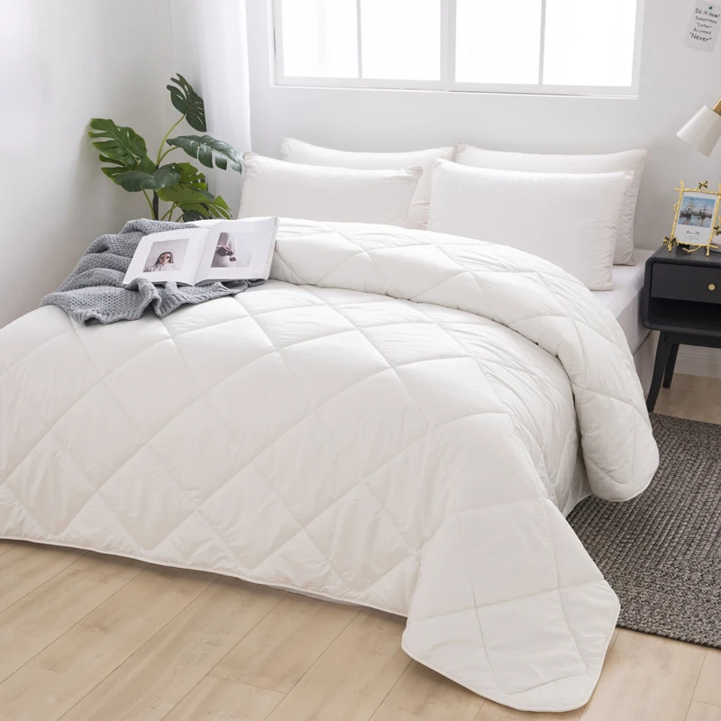 Exquisite Embossed Microfiber Wool Fulled Winter Duvets For Home