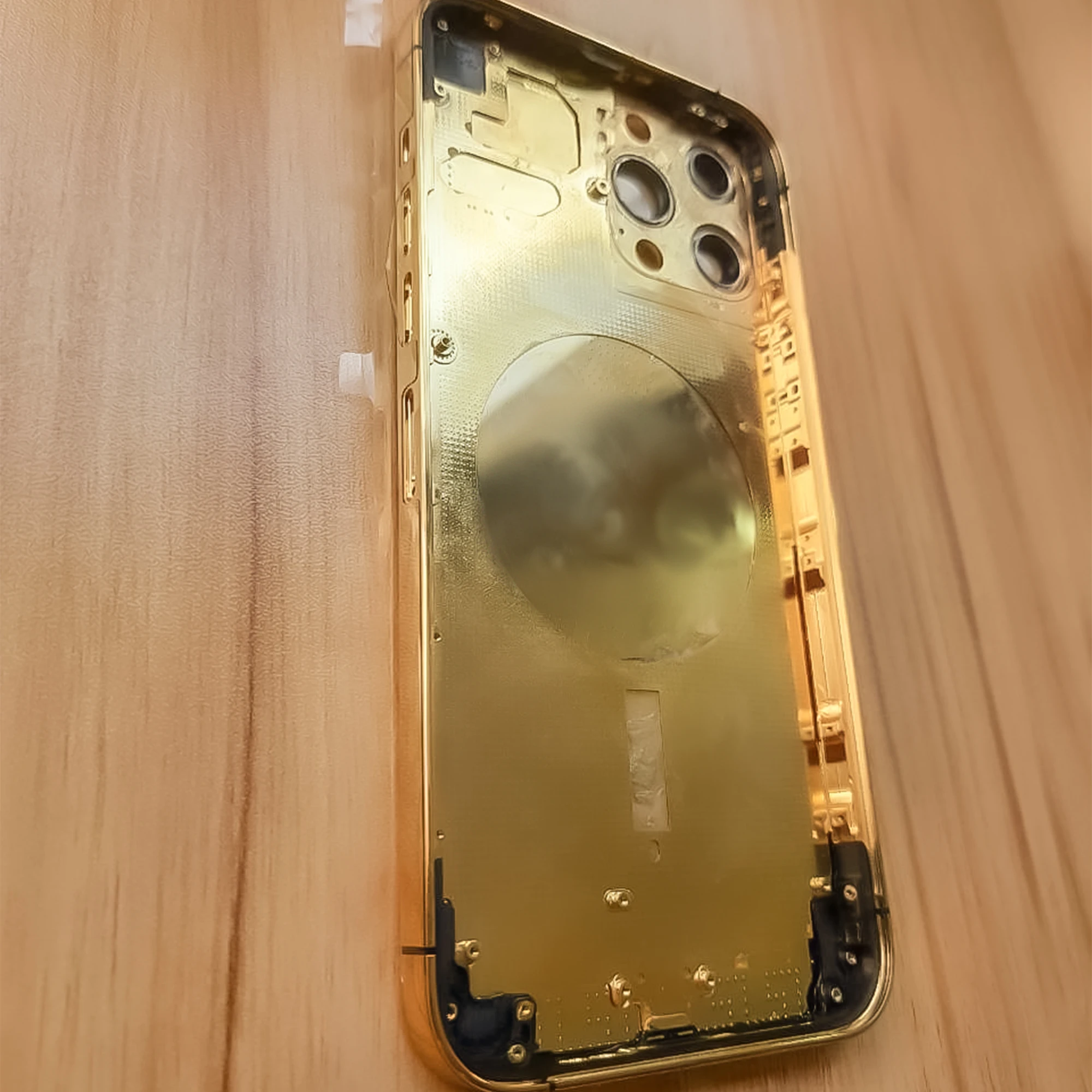 24kt Золотой сменный корпус для iPhone 14 Pro Max с индивидуальным дизайном Роскошный