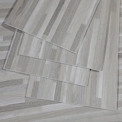 Fireproof Non-Slip Wooden Plastic Vinyl Flooring LVT Self Adhesive Flooring Sticker Sheet Peel and Stick PVC Flooring 1.5mm