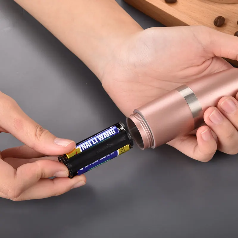 Top Selling Portable Automatic Stainless Travel Battery Powered Mini Coffee Milk Frother