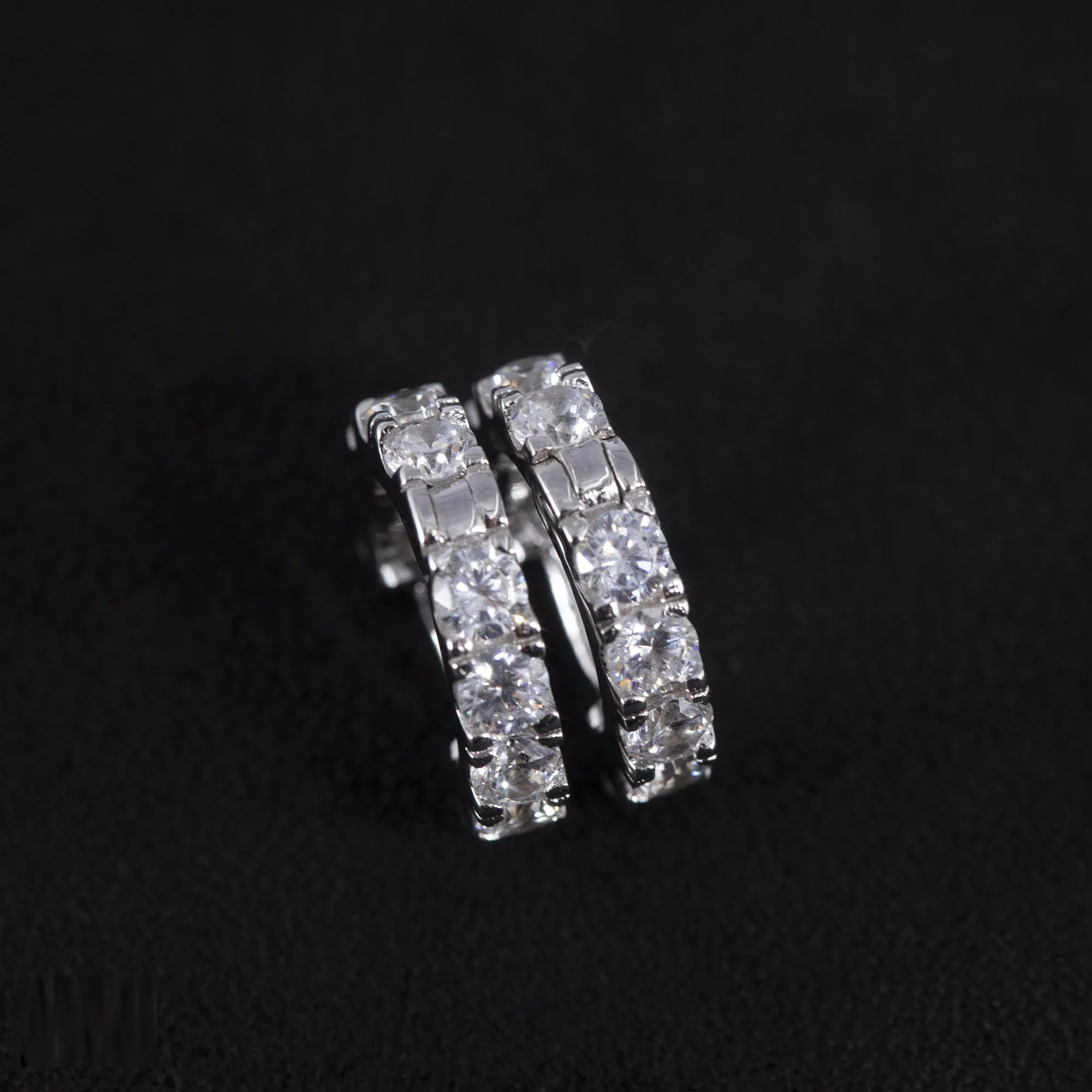  2021 hip hop daily wear cz zirconia jewelery gold silver plated small huggie earrings for
