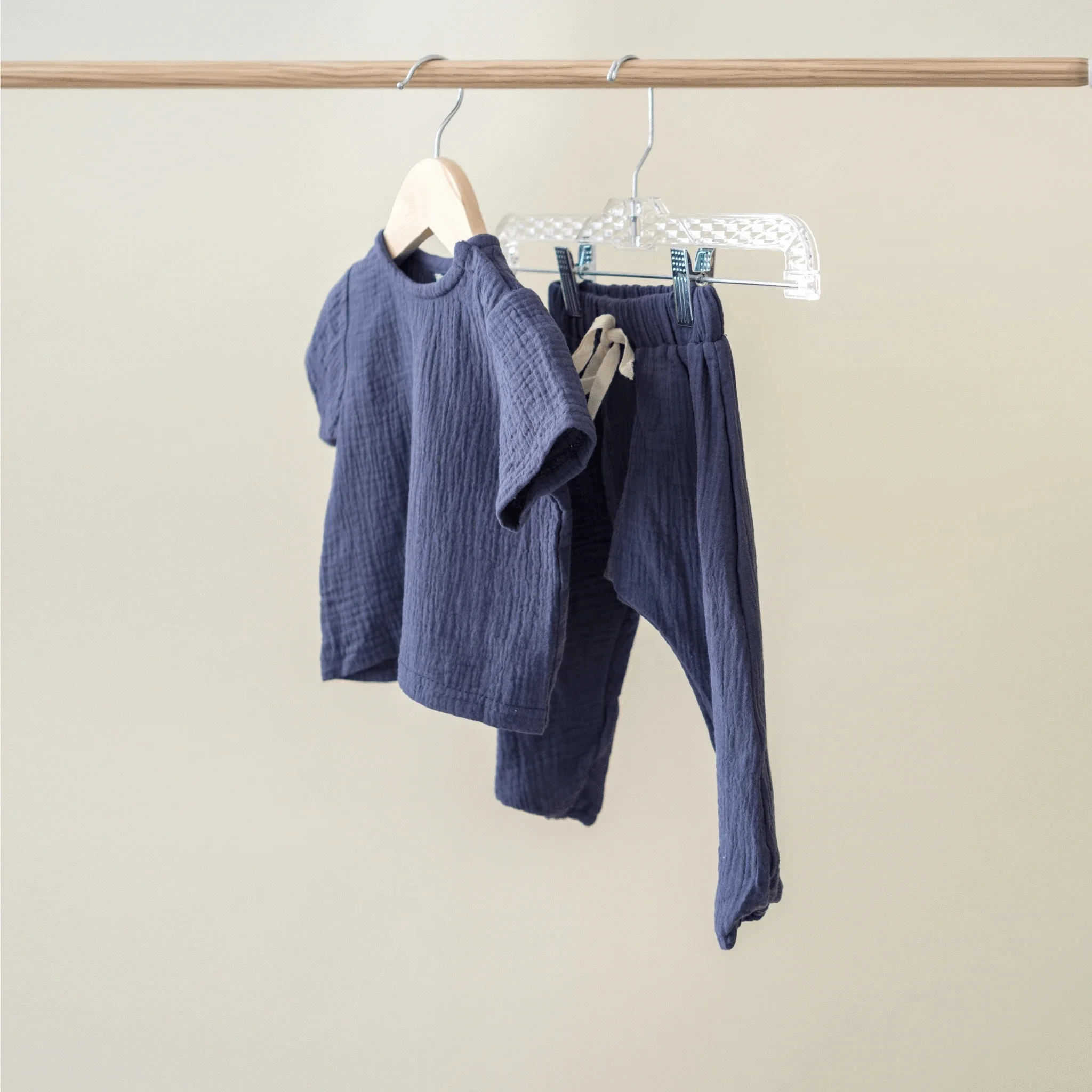 
Custom 100% Double Gauze Cotton Muslin Baby Boy Tee Shirt Baby Girl Tee Shirt Kids Clothes 