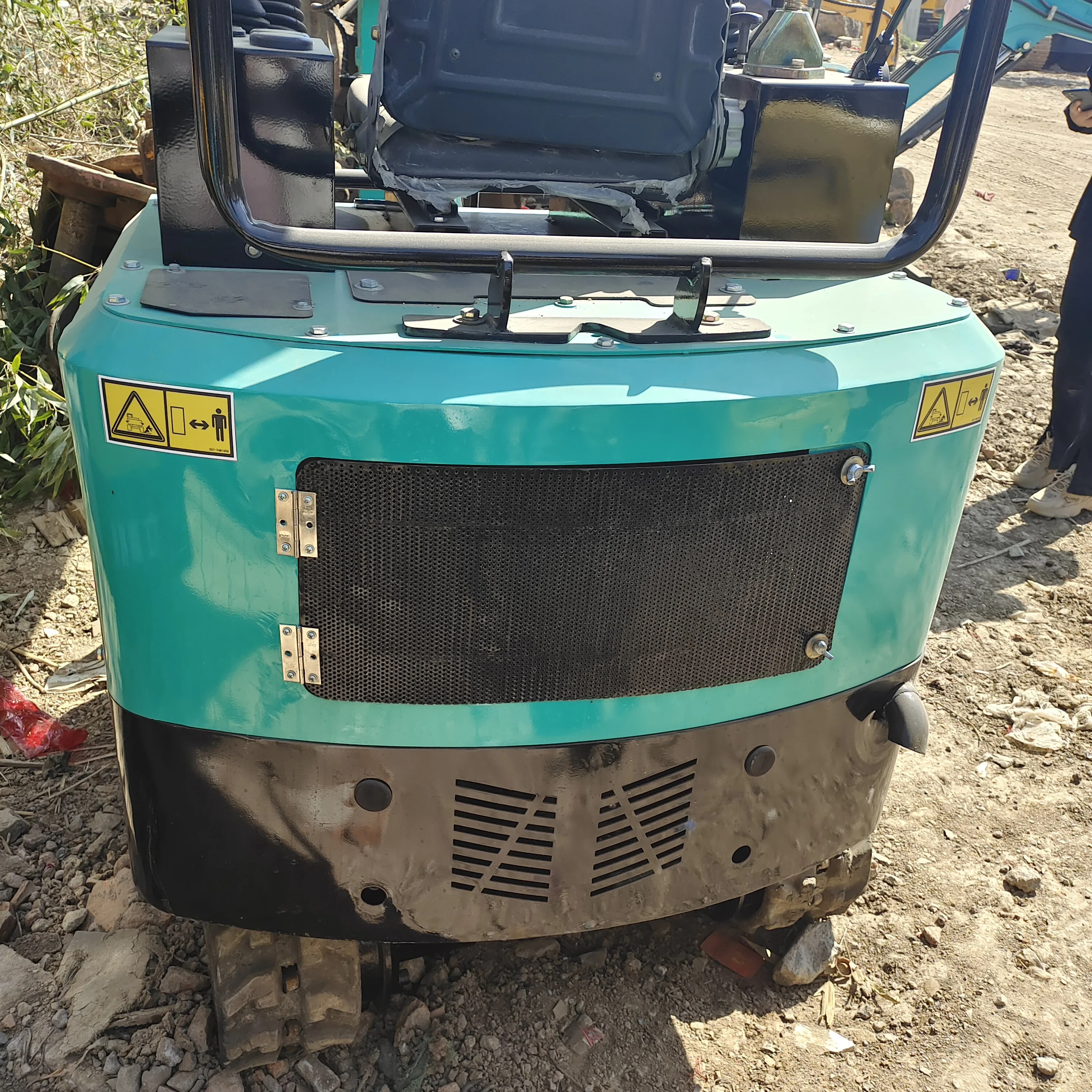 2020 year almost new good condition second hand mini micro 1.7ton used kobelco excavator kobelco sk17 used excavator for sale