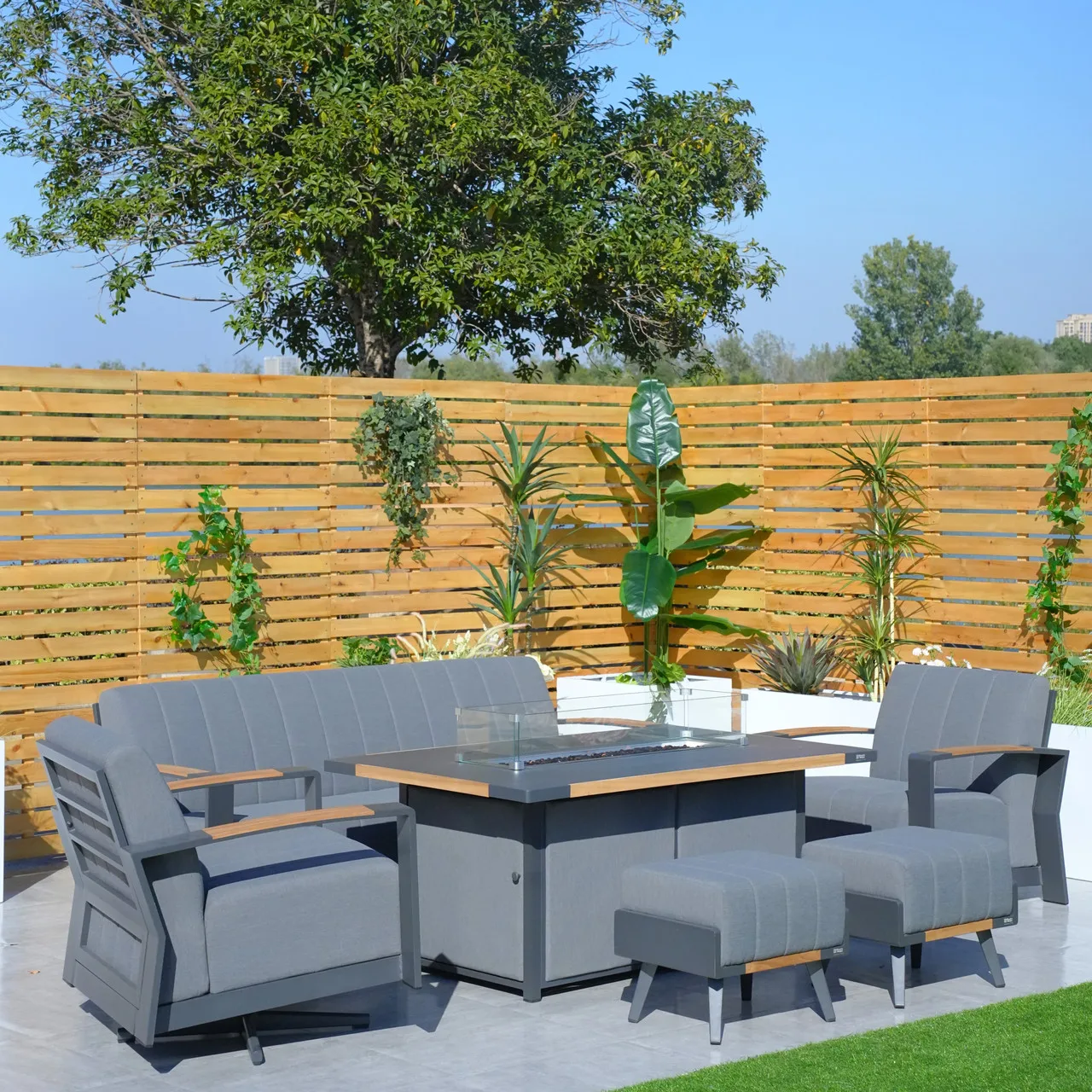 Courtyard Thickened Cushion Fire Pit Dining Table Family Barbecue Dinner Aluminum Villa Grey Fire Pit Table Setting