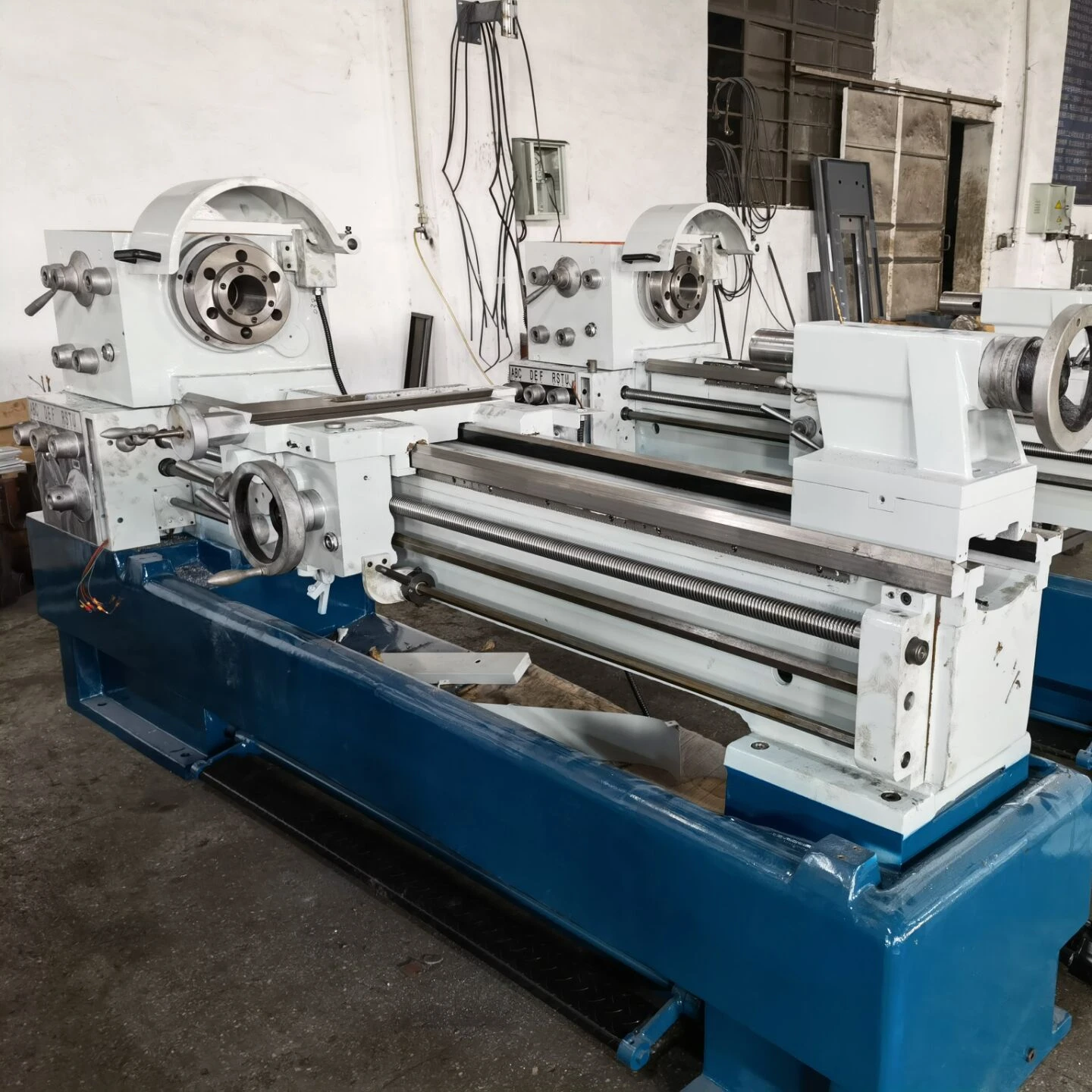 High Precision engine bench lathe machine C6246 with 82mm spindle bore
