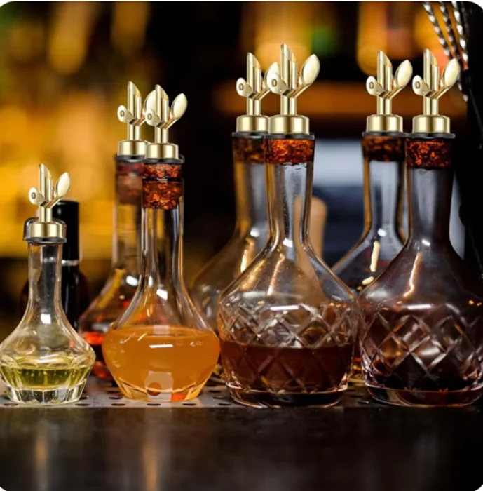 Home Bar Accessories Automatic Flip Liquor Pour Spout Olive Oil Dispenser For Wine Bottles Pourer Stainless Steel Pouring Spout