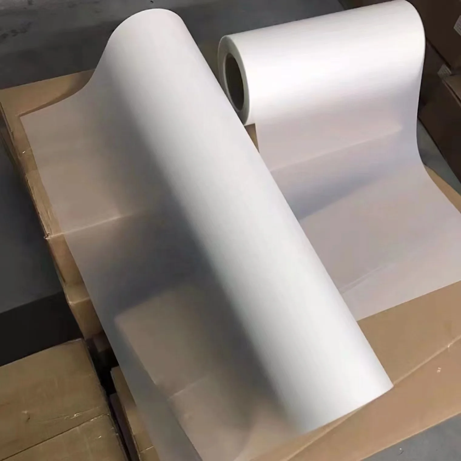Customizable DTF Heat Transfer Film PET Film  30/60*100 Roll Film Hot And Cold Peeling Single-sided Printing  For DTF Printers