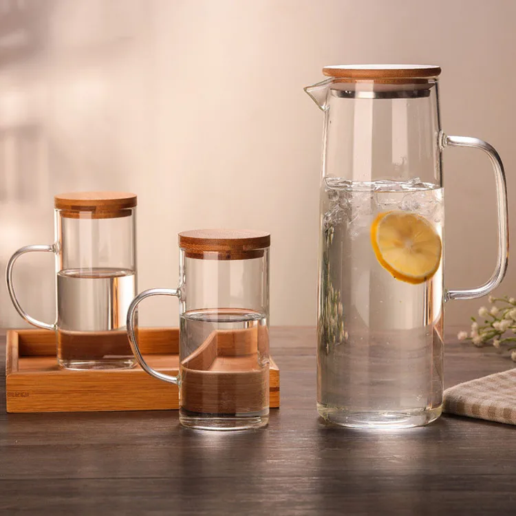 Hand Blown Drinking Glassware Borosilicate Glass Cold Water Jug Pot Pitcher Carafe and Bamboo Lids
