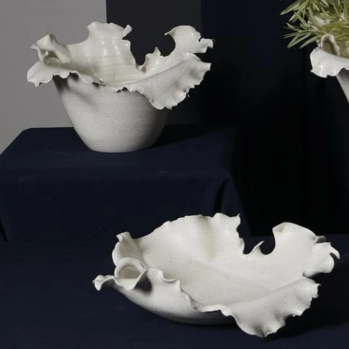 Luxury White Ceramic Serving Tray Irregular Luxury Shape Decorative Tray for White Chocolate for Hotel Decoration