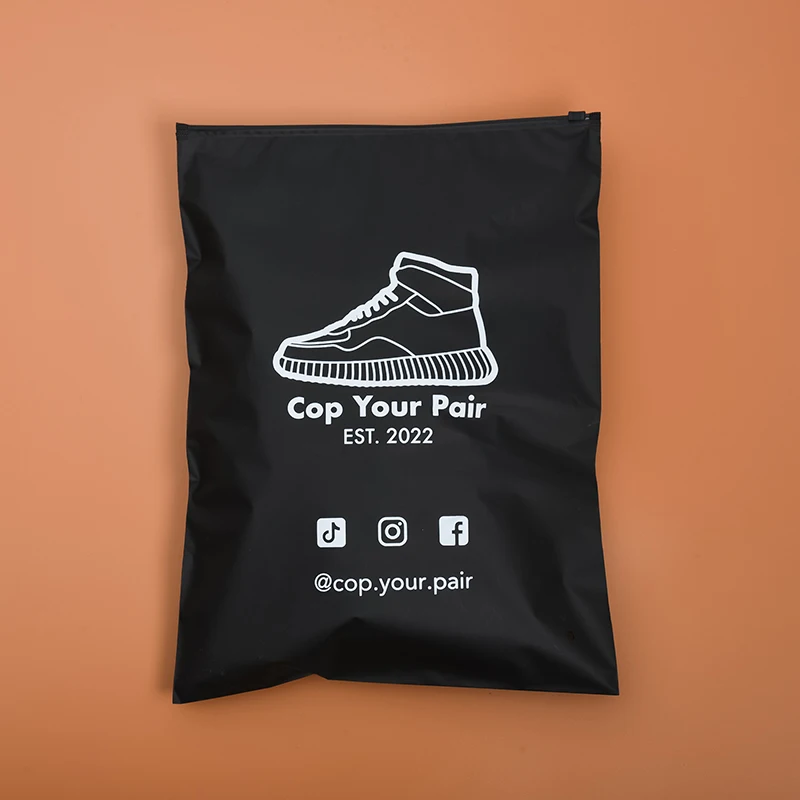 Custom Small Package Design Frosted Pe Zip Lock Bags Poly Plastic Zipper Bag For Clothing Packaging