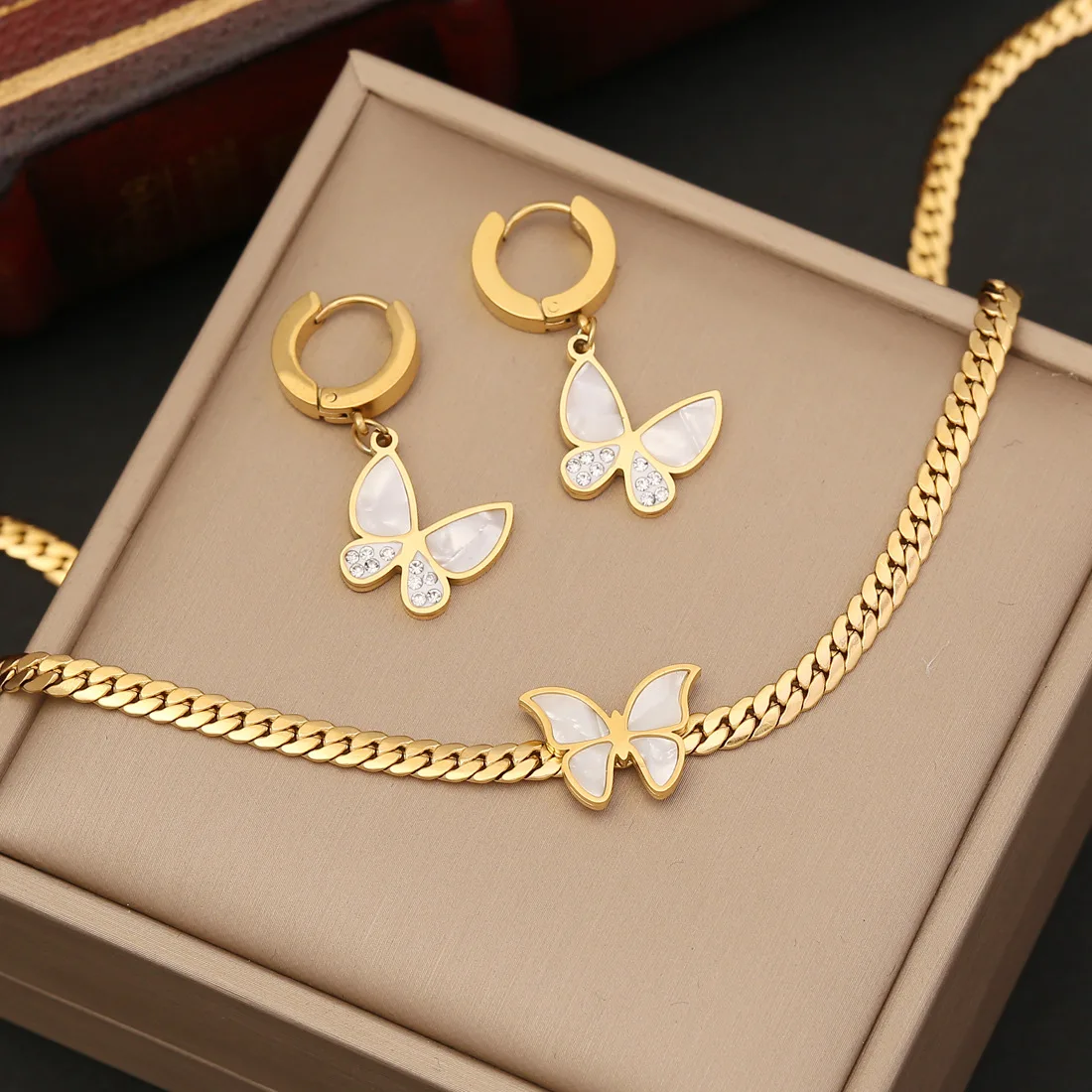 Fashion gold plated women accessories butterfly necklace bracelet earring jewelry fashion jewelry luxury jewelry sets for women