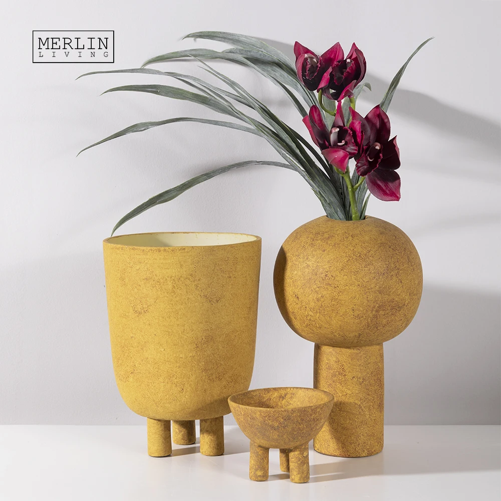 Merlin Living vintage minimalist vase ceramic Japanese style wabi-sabi with footed cylinder clay vase flower items vase decor