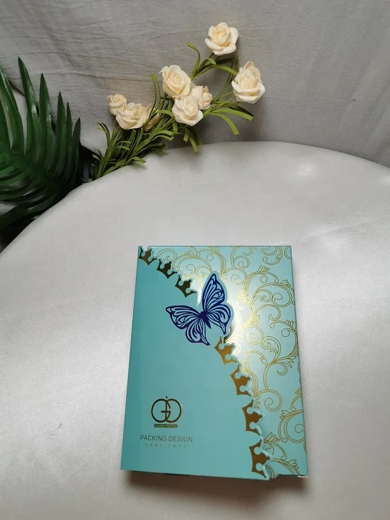 Folder Paper Boxes Manufacture Luxury Packaging with Butterfly Decoration Essential Oil Set and Skin Care Packaging Cosmetic Box