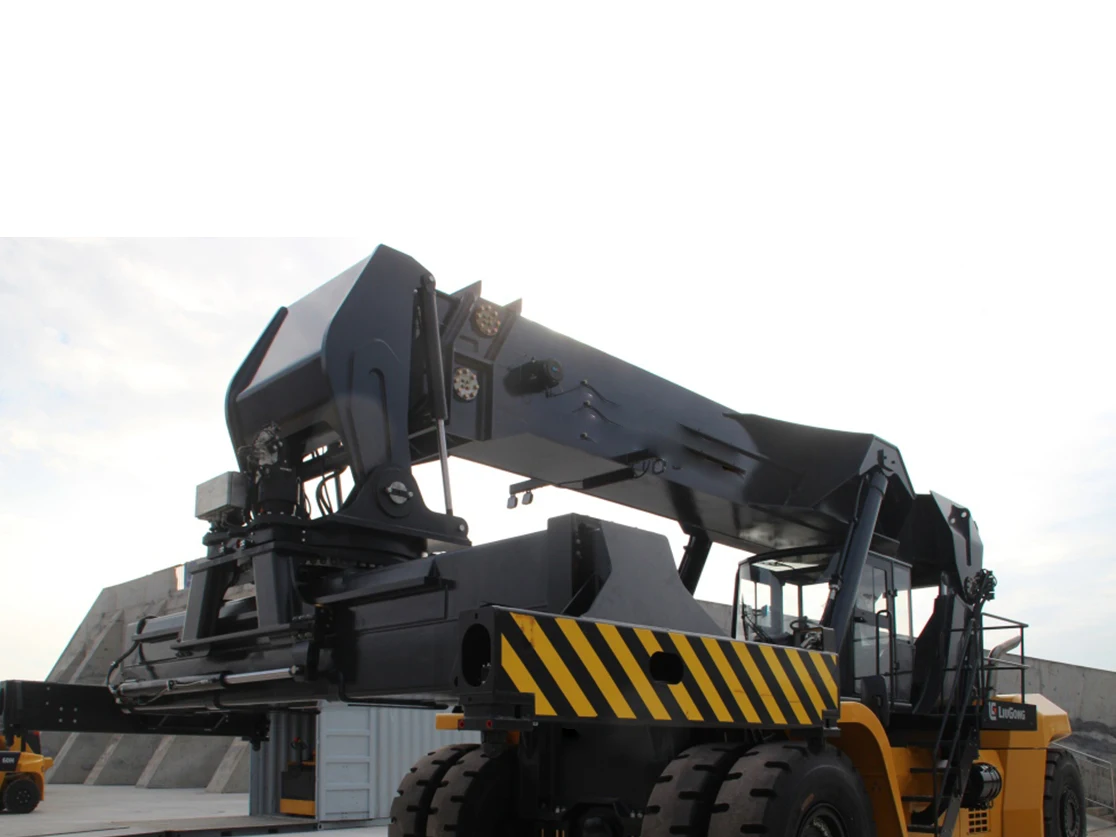 Factory Price CLG2045 45Ton Reach Stacker Container Handler