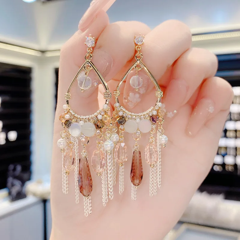 New retro ethnic style luxury tassel earrings female fashion creative wild handmade crystal earrings
