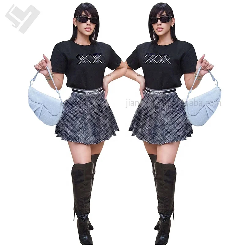 2024 New Arrival Women Summer Short Sleeve 2 Piece Mini Skirt Set Luxury Brand Designer Print Elegant Two Piece Pleat Skirt Set