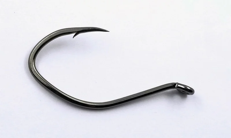 TOPIND 100pcs/bag 8083 High Carbon Steel Fishing Hooks Offset Catfish Hook With Black