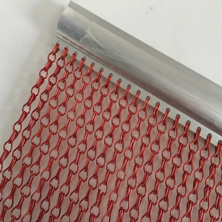 Декоративные занавески «сделай сам» из алюминия с золотистой цепочкой