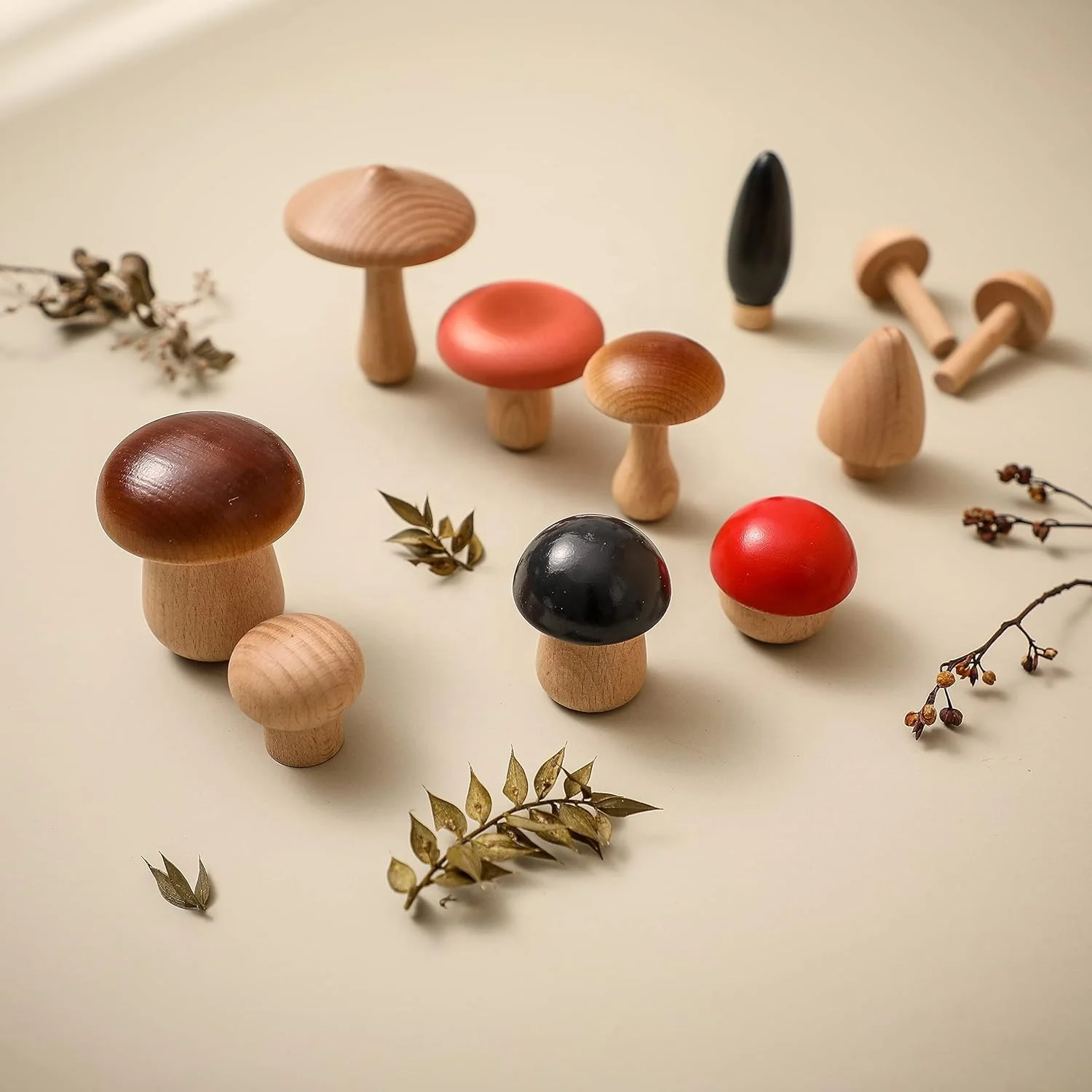 Creative Wooden Painted Mushrooms Coated Colored Custom Wood Mushroom Crafts for Home Decor Kids Playing