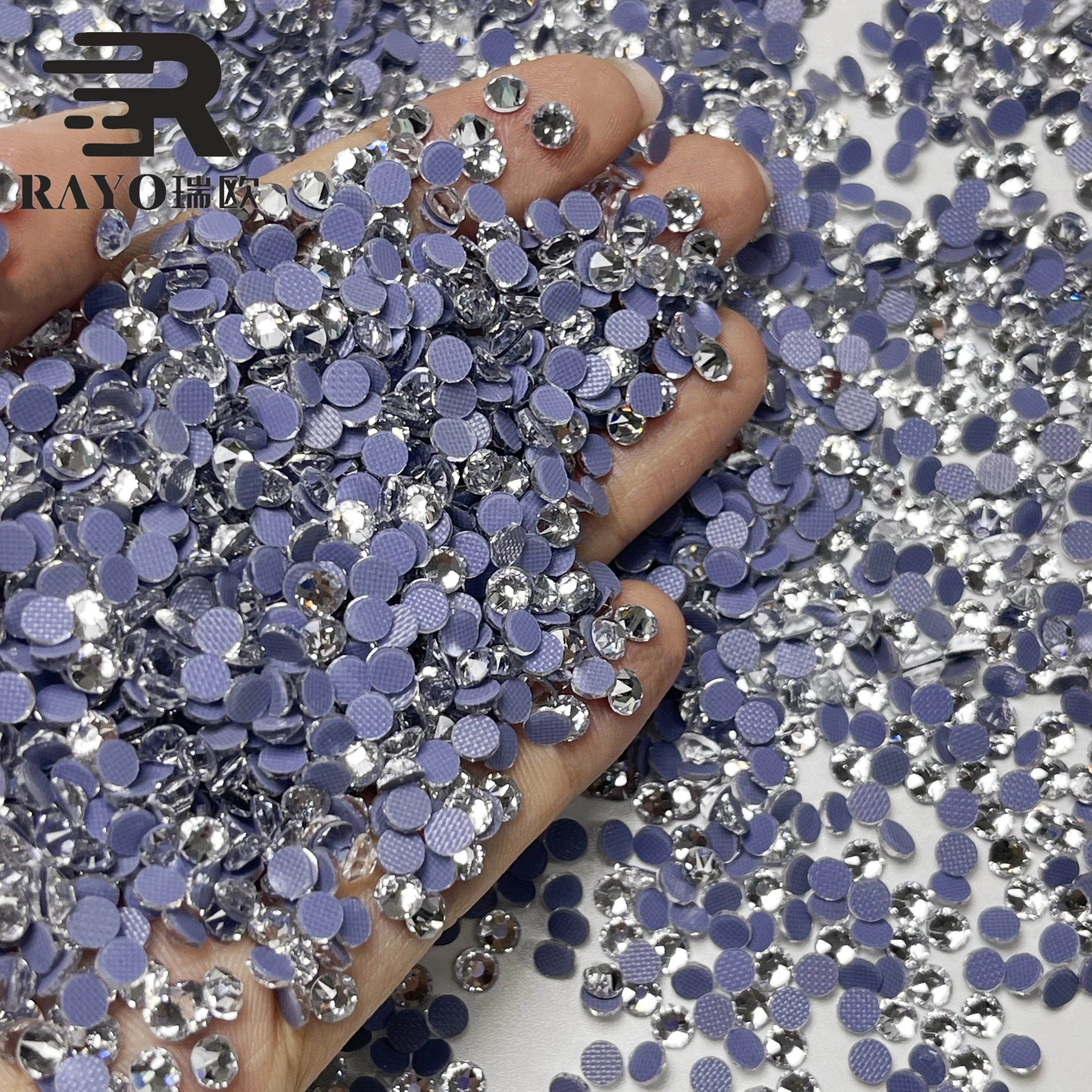 Wholesale  flat back hot fix rhinestones crystal ss10 ss12 ss20 for clothes and shoes decoration