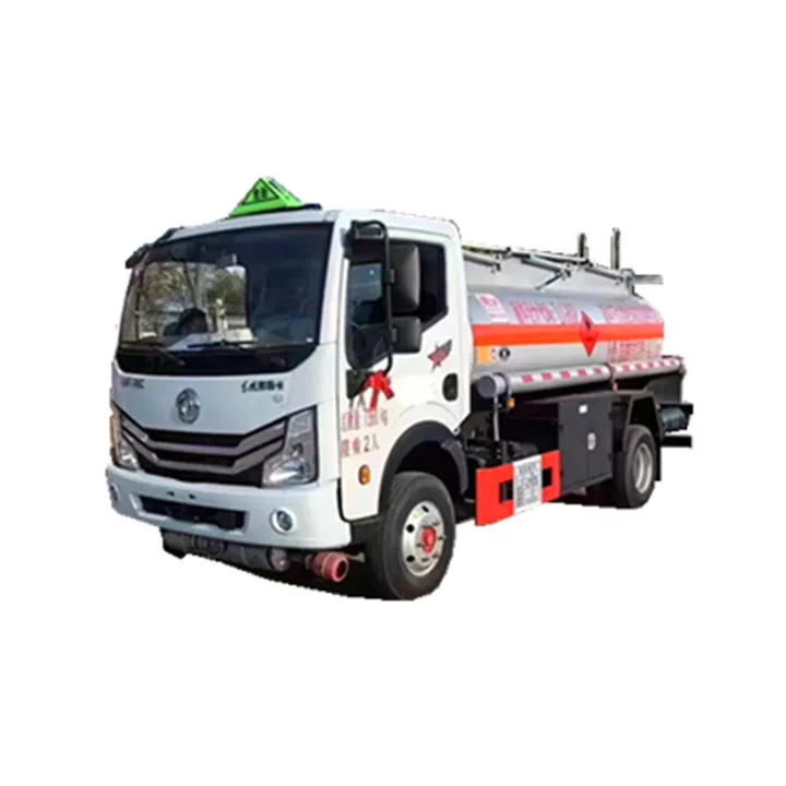 New Dongfeng5m3 oil tank truck 120HP Euro 3 refueling truck  fuel tank truck customization