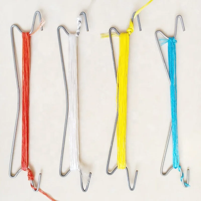 Hot Sale Galvanized Tomato Hooks Agricultural Tomato Hook With Roll Greenhouse Tomato Hook