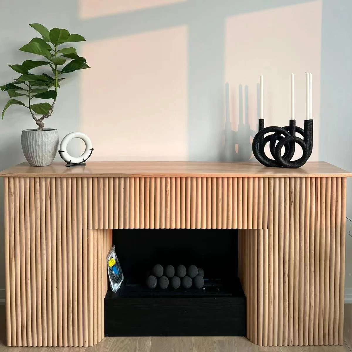 Sampo kingdom customized varnish wooden mantle fireplace for Living Room Furniture