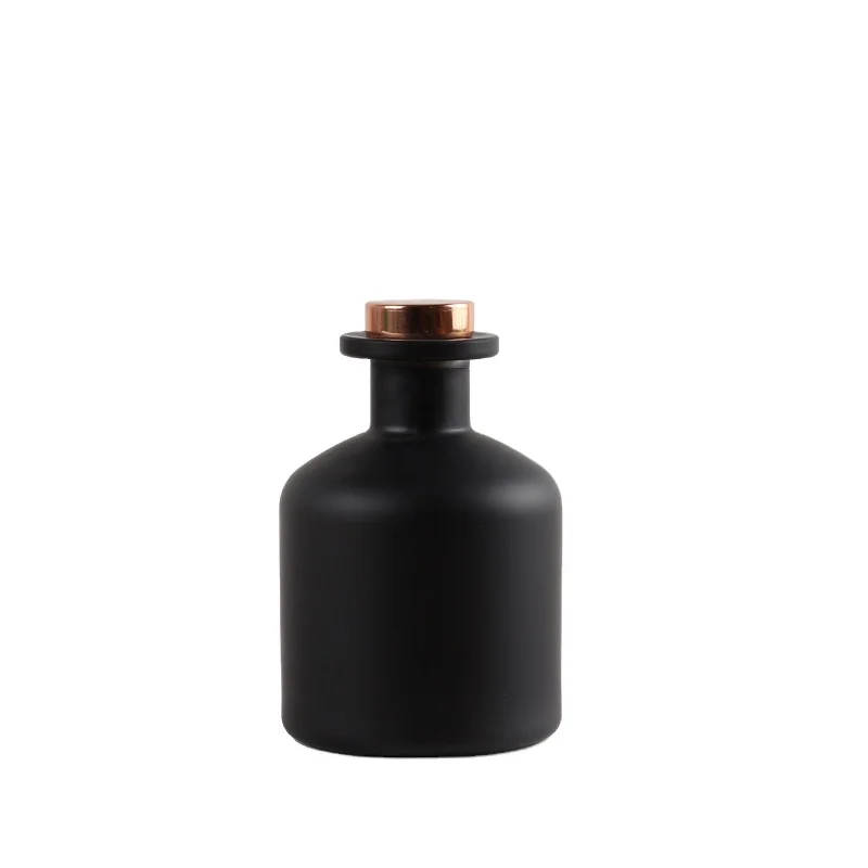 Most Popular Empty 100ml 150ml 200ml round black glass aromatherapy reed diffuser fragrance glass bottle with stopper
