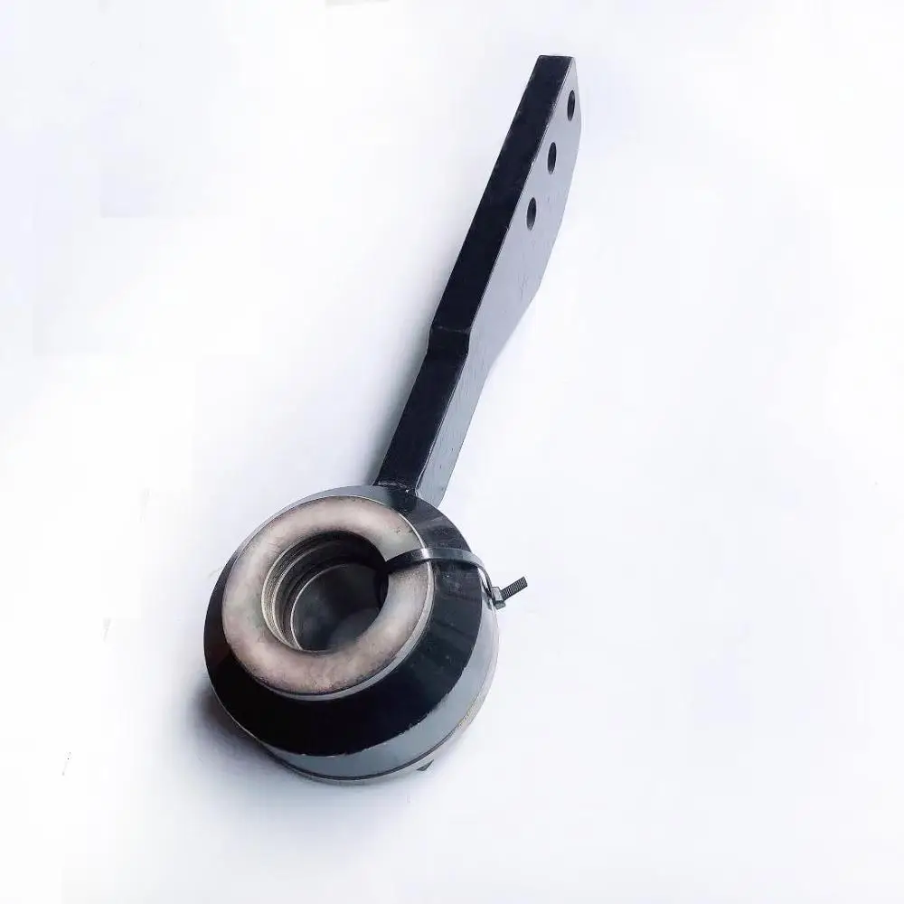 
ABG325 ABG6820 asphalt paver auger system 10641991outer auger bearing 