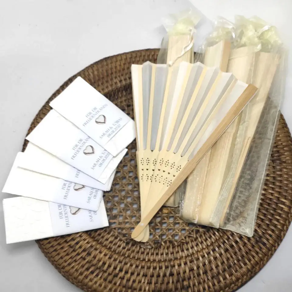 Nicro Return Gift Kit Party Decoration Dance Performance Napkin Foldable Hand Fan White European Style Retro Lace Bridal Shower