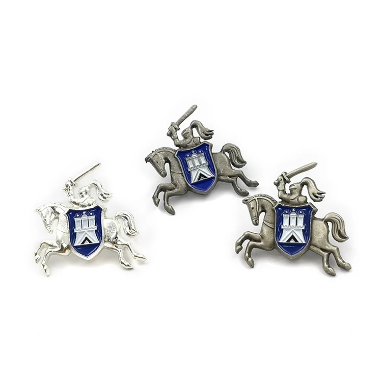 Oneway Китай производитель 3d рыцарь с мечом и щитком металлический жесткий эмалированный 3d значок на лацкан
