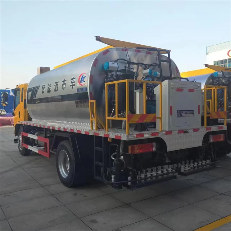 Factory direct supply Shacman 10CBM 10000L asphalt distributor truck Bitumen Distributor Truck new used Asphalt Sprayer