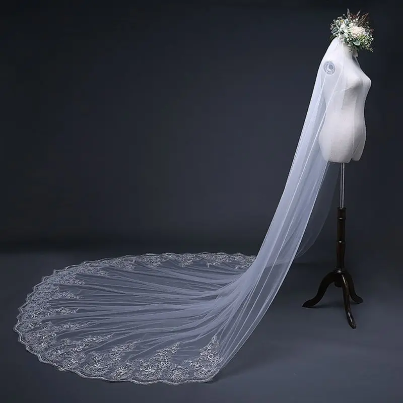 One Layer Women Trailing Cathedral Long Wedding Veil Embroidered Floral Lace Applique Scalloped Trim Bridal Veil With Comb